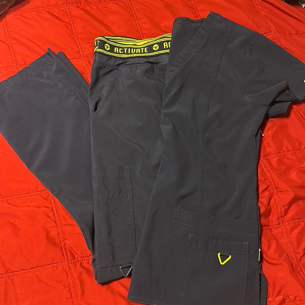 Navy Activate Women’s Scrubs